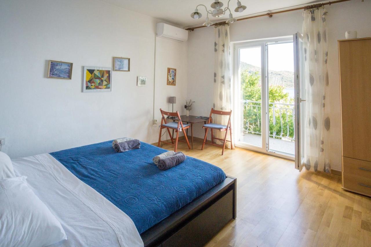 Apartments Podatok 4 Primošten Esterno foto