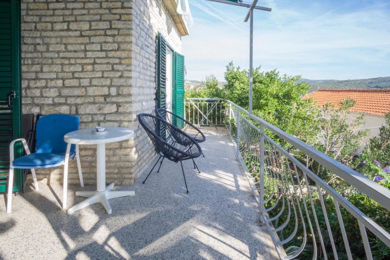 Apartments Podatok 4 Primošten Esterno foto